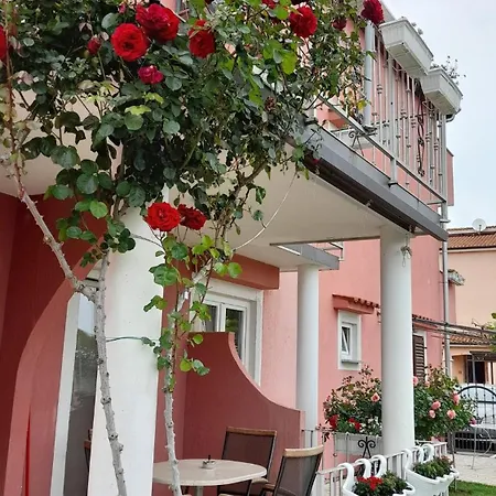 Apartment Dragica *