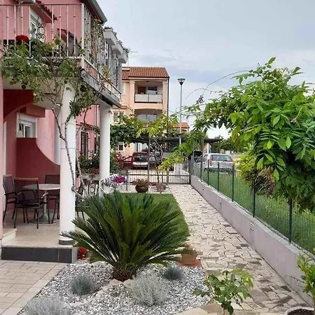 Apartment Dragica *