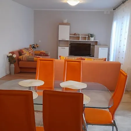 דירה Dragica